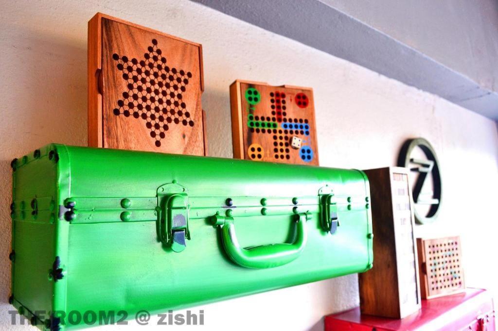 The Room2 @ Zishi Kota Bharu Exterior foto